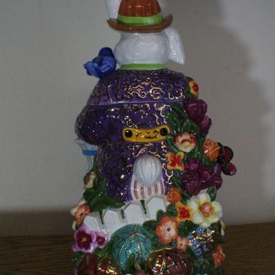 LOT #285: Vintage RADKOâ„¢ Designer Ceramic Easter Home Deco Figure - Bunny w/ Top Hat
