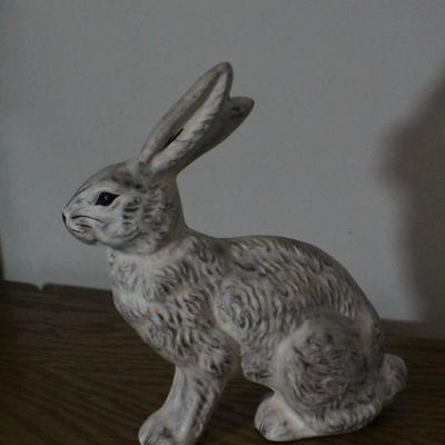 LOT #295: MONIâ„¢ Easter Bunny Home deco 