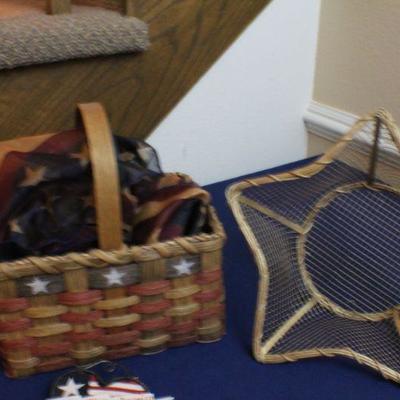 LOT #301: Patriotic Basket Bundle 