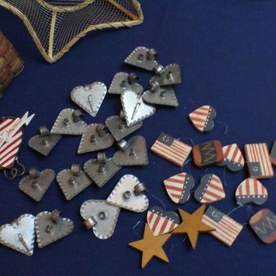 LOT #301: Patriotic Basket Bundle 