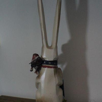 LOT #304: Patriotic Wooden Bunny Home Deco