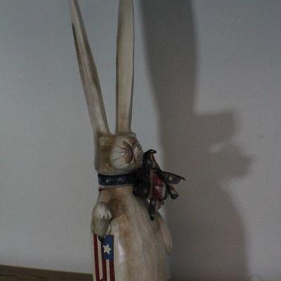 LOT #304: Patriotic Wooden Bunny Home Deco