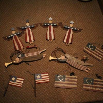 LOT #317: Assortment of Small Hanging Patriotic Home deco (Angels, Flags)