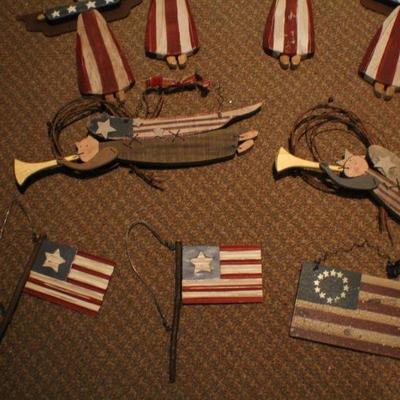 LOT #317: Assortment of Small Hanging Patriotic Home deco (Angels, Flags)