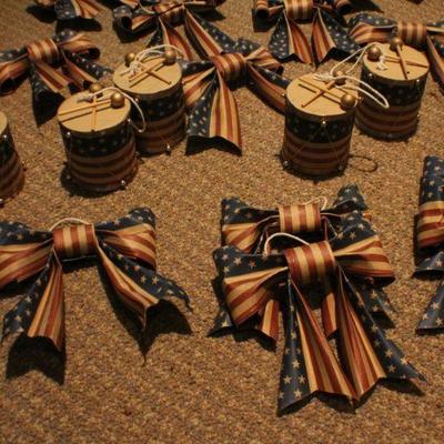 LOT #318: Patriotic Small Bow and Ribbon Assortment