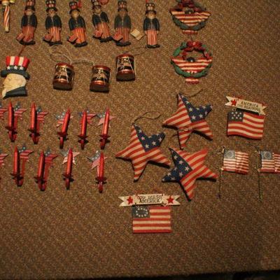 LOT #320: Assortment of Small Independence Day or New Years Home Deco 