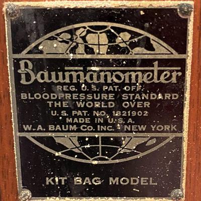 LOT#F44: Vintage Baumanometer