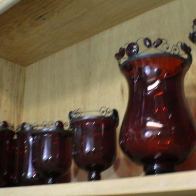 LOT #326: Red Glassware Set