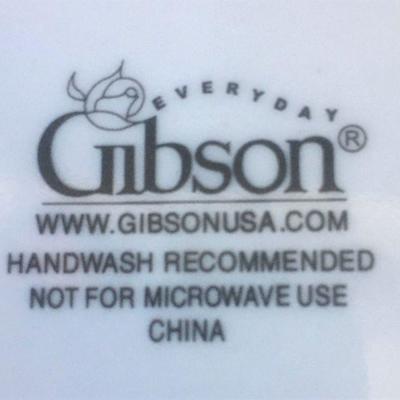 LOT#G50: Gibson Christmas Dinner Wear