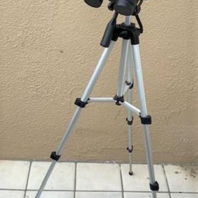 LOT#T57: 12-100x70 (zoom) Unmarked Field Binoculars