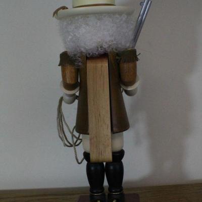 LOT #332: CHRISTIAN ORIGINALSâ„¢ Made in Germany "Buffalo Bill" Home Deco Nutcracker