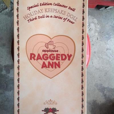 Raggedy Ann special 3rd edition holiday keepsake doll new