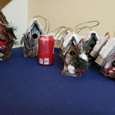 Lot 353: Christmas Bird House Lot