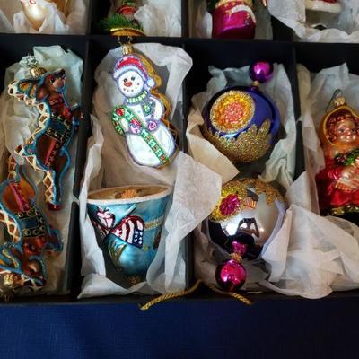 Lot 356: Tray of Christopher Radko Ornaments 