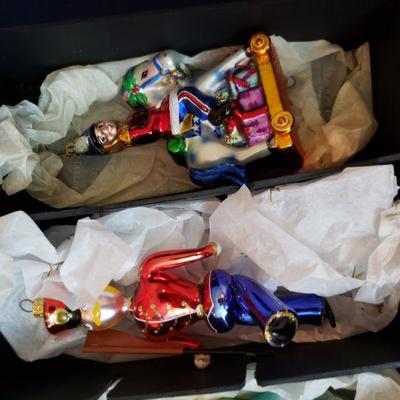 Lot 357: Tray of Christopher Radko Ornaments 