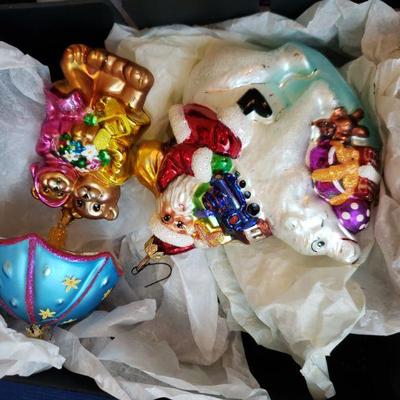 Lot 357: Tray of Christopher Radko Ornaments 