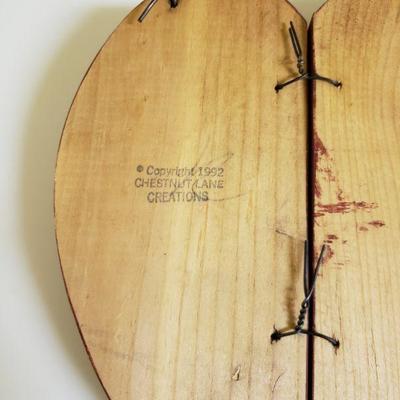 Lot 369: CHESTNUT LANE CREATIONS Apple Hanging 