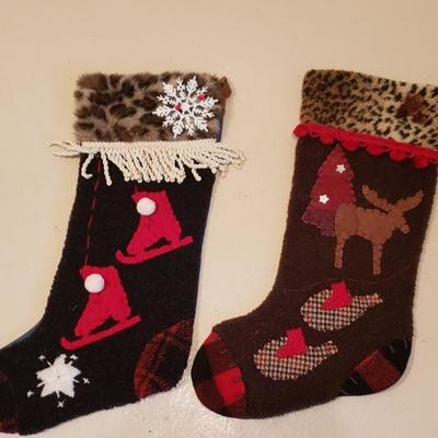 Lot 383: Stockings (2)