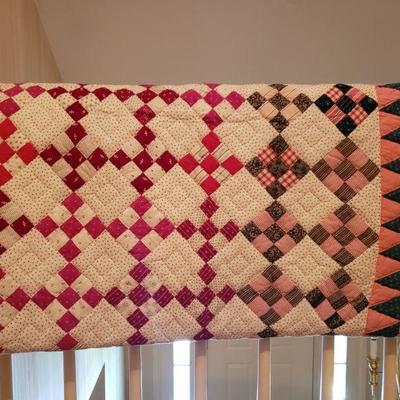 Lot 399: Twin Size Quilt 