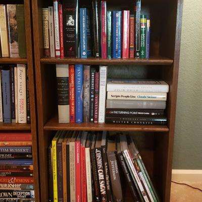 Lot 400: Small Ranch Oak Bookcase