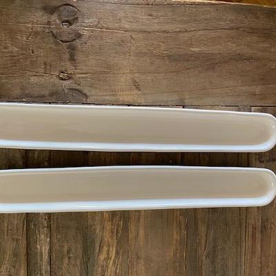 POTTERY BARN OLIVE DISHES HORS D'OEUVRES TRAY x 2