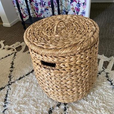 WOVEN CLOTHES BASKET 
