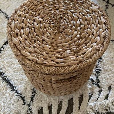 WOVEN CLOTHES BASKET 