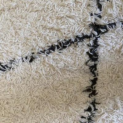 Shag 100% wool rug 8 feet x 5 feet Made in India