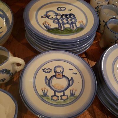 Lot 425: M.A. Hadley Dish Set