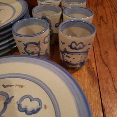 Lot 425: M.A. Hadley Dish Set