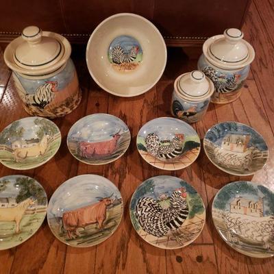 Lot 426: Dish Set