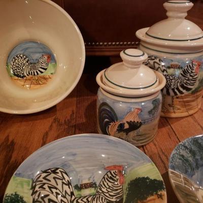 Lot 426: Dish Set