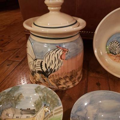 Lot 426: Dish Set