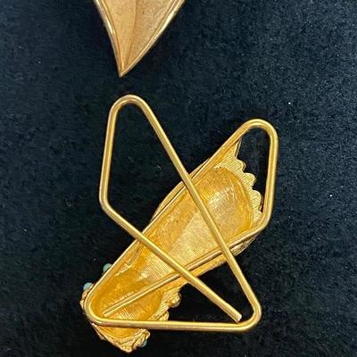 Goldtone Vintage Pin & Clip