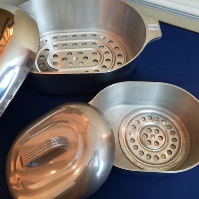 Lot 434: 2 Roasting Pans