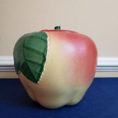 Lot 435: Antique Apple Cookie Jar
