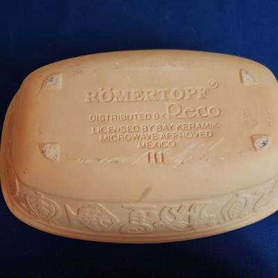 Lot 436: Romertopfâ„¢ Clay Baking Dish