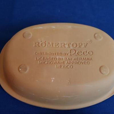 Lot 437: Romertopf Baking Dish???
