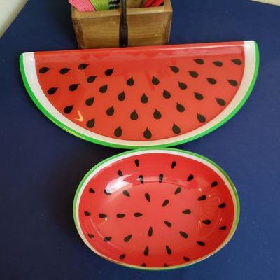 Lot 438: Summer Dish/Flatware Lot