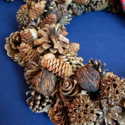 Lot 445: (3) Wreaths