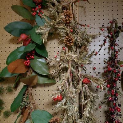 Lot 447: (3) Strands of Mantel/Table Deco