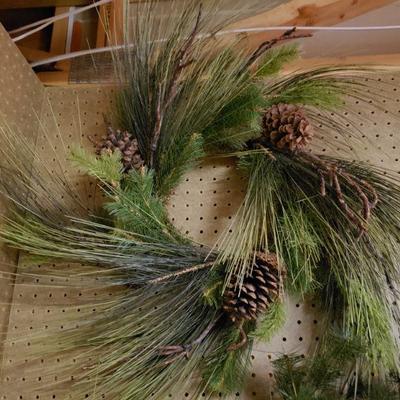 Lot 449: Wreath