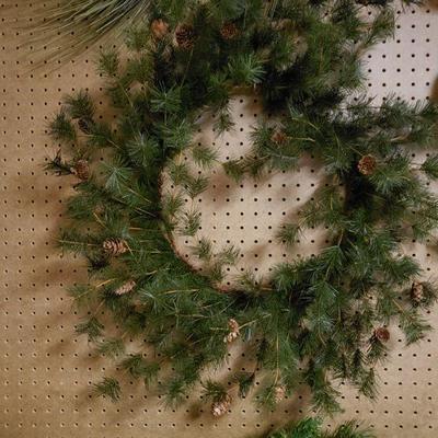 Lot 450: Large Wreath