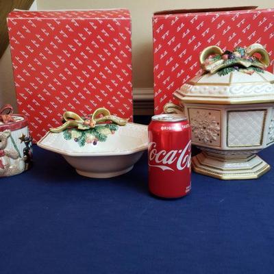 Lot 455: Fitz & Floyd (3) Pieces