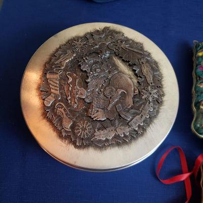 Lot 456: Metal Tin and Handpainted Chocolate Box