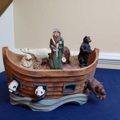 Lot 464: Noah's Ark