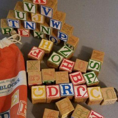 LOT #481: Vintage Alphabet Block Set w/ Canvas Bag