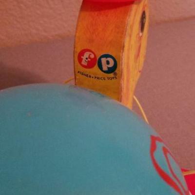 LOT #482: Vintage 1960's Kid's Pull Turtle Toy