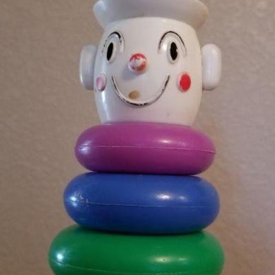 LOT #484: Vintage Kid's Ring Stack Game 
