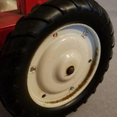 LOT #486: Vintage True Scale Tractor